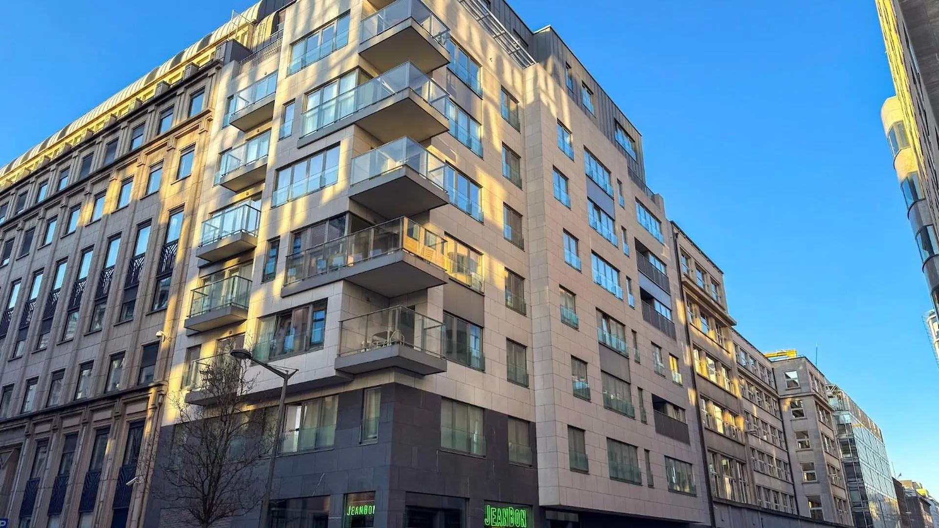 Apartment Near Luxembourg Square, Cleaning Included Bruxelas