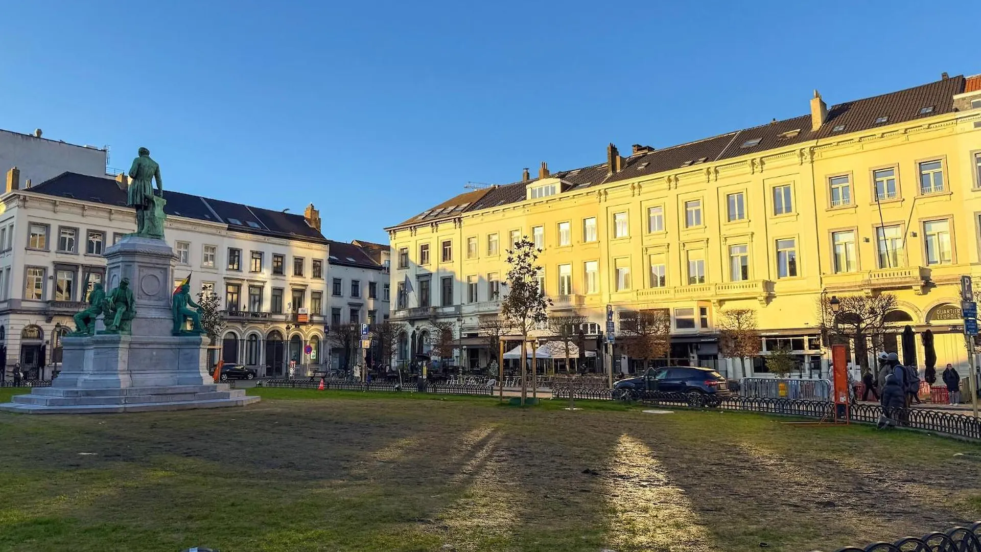 Apartment Near Luxembourg Square, Cleaning Included Брюссель